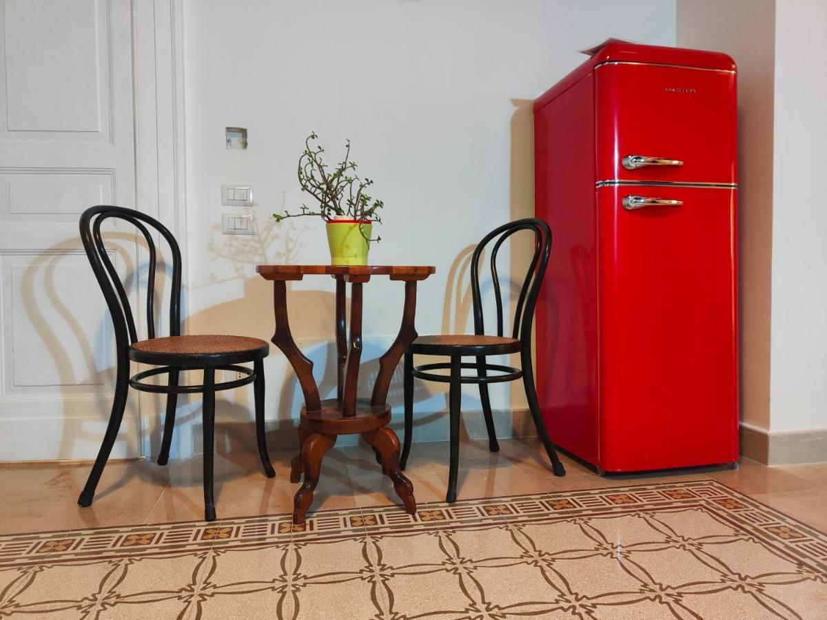 Apartamento "Infrascata" Cento Metri Dal Mann Nápoles Exterior foto